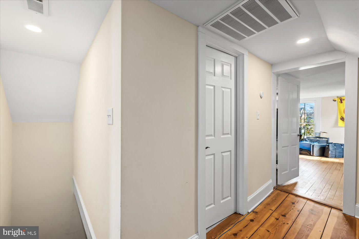 108 W Main St