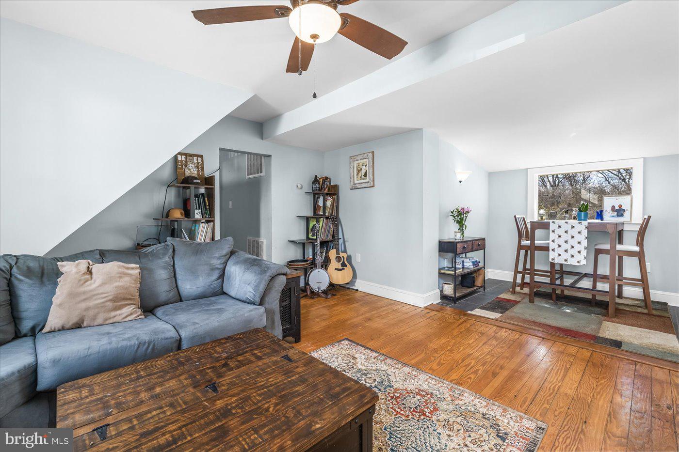 108 W Main St