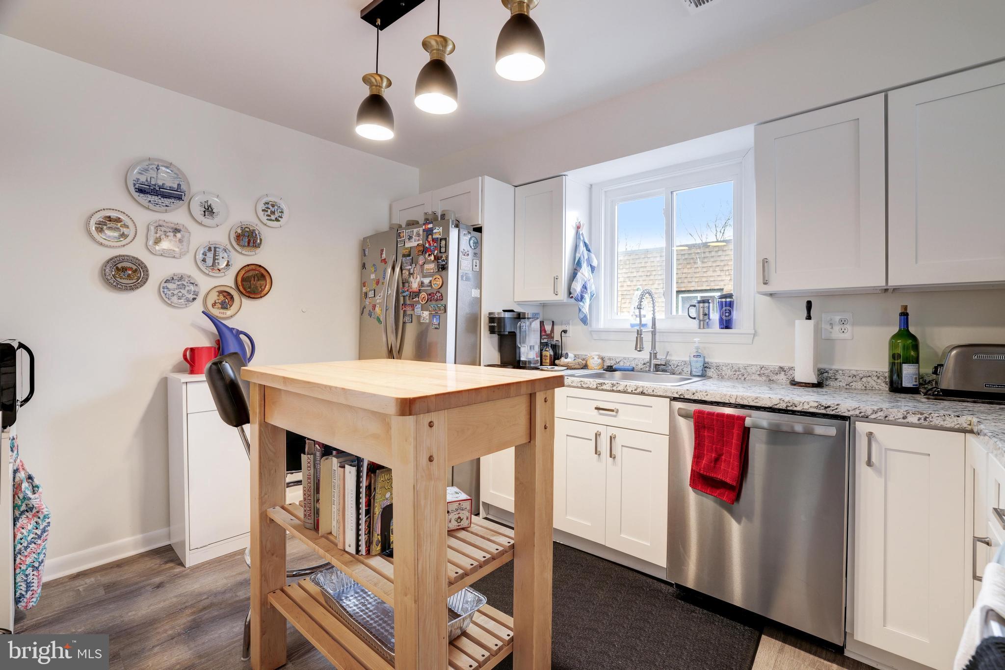 7920 SAN LEANDRO PLACE 115E