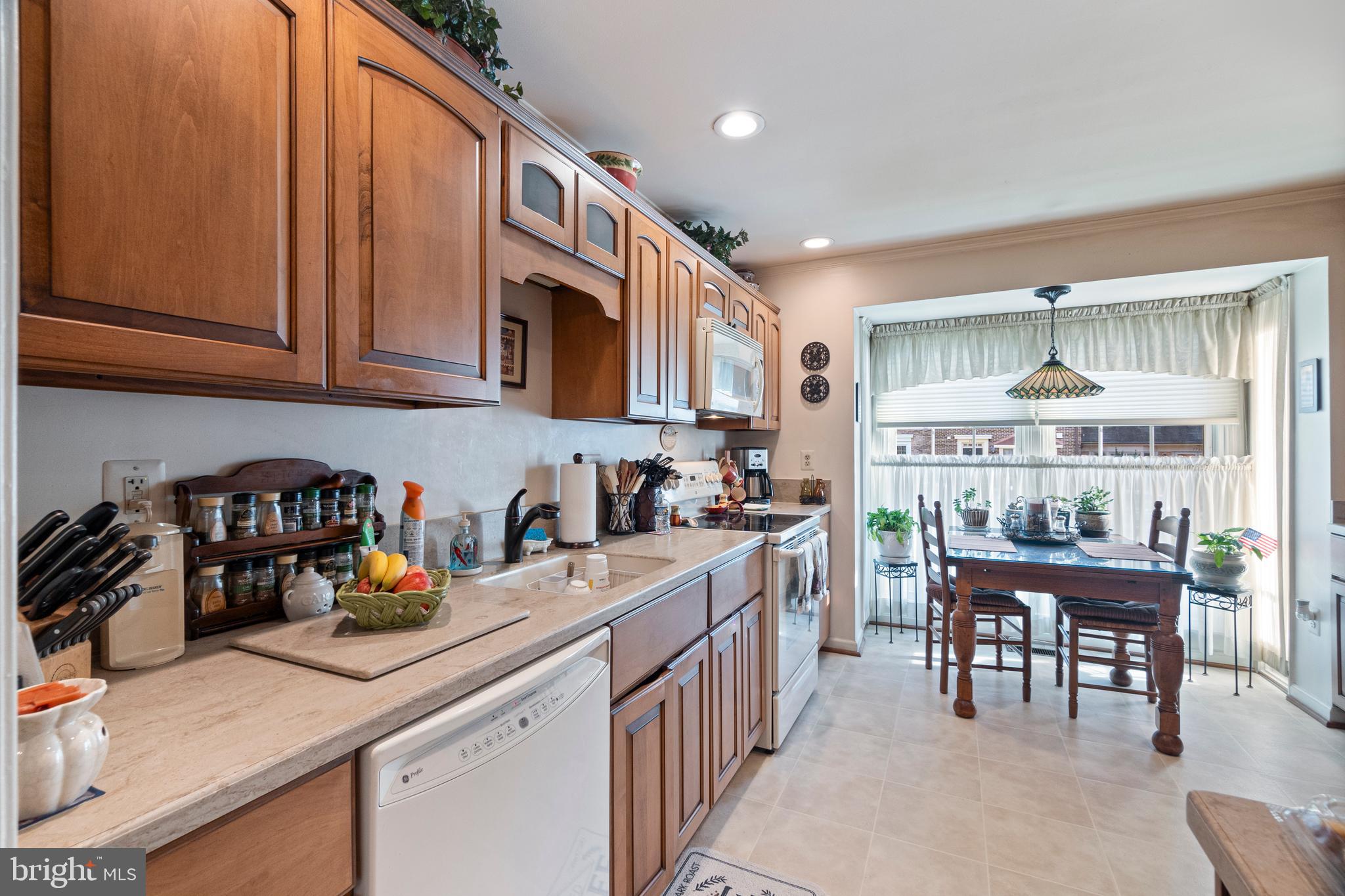 7720 Bristol Square Ct