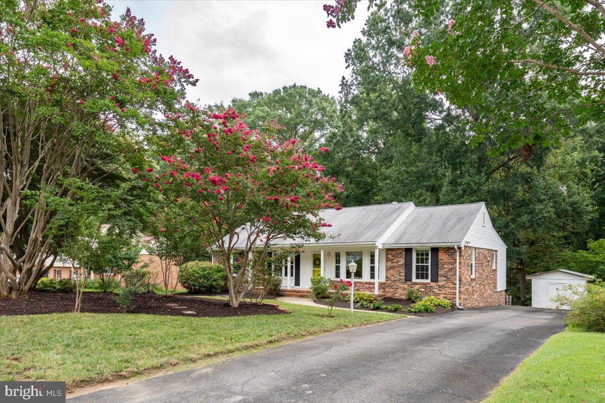 1411 Westshire Ln