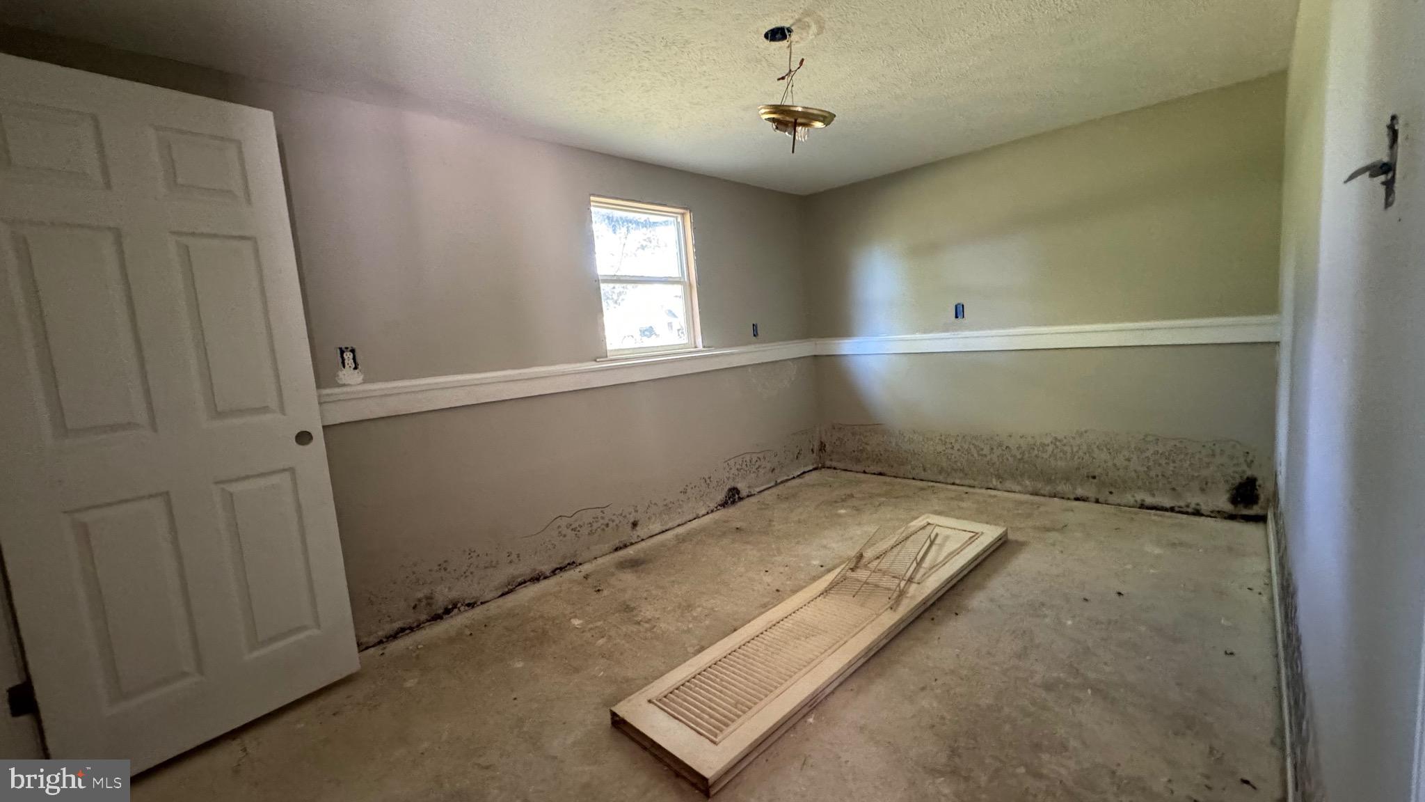 2821 Remington Rd