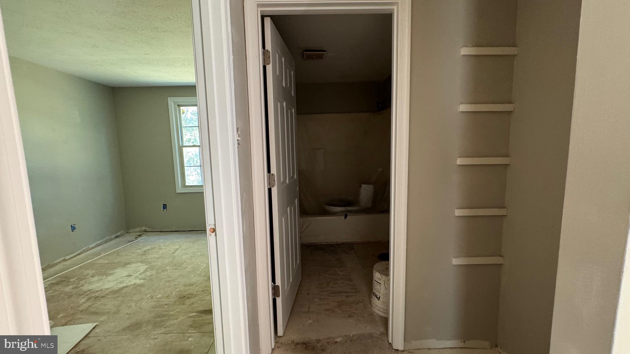 2821 Remington Rd