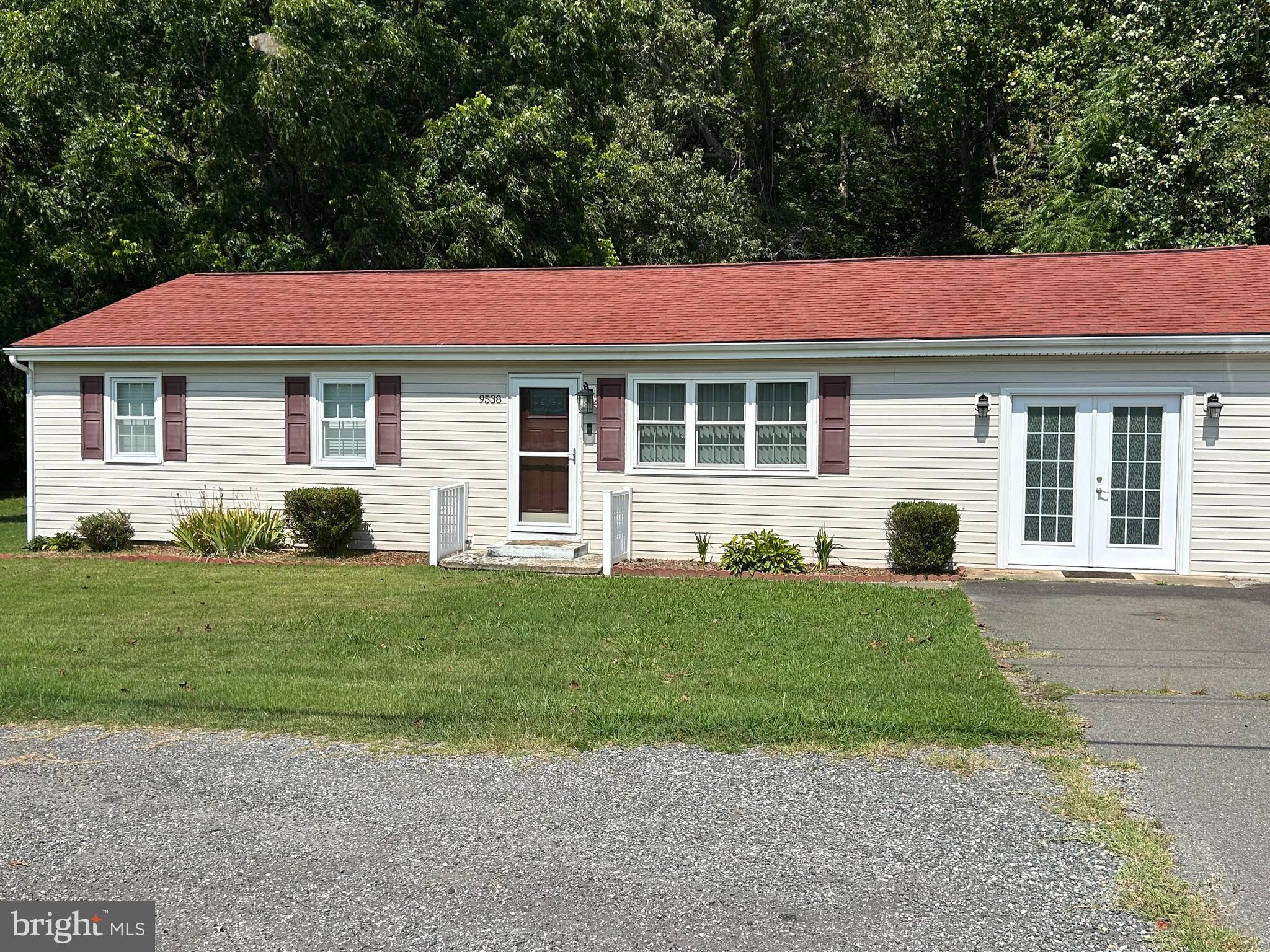 9538 James Madison Pkwy