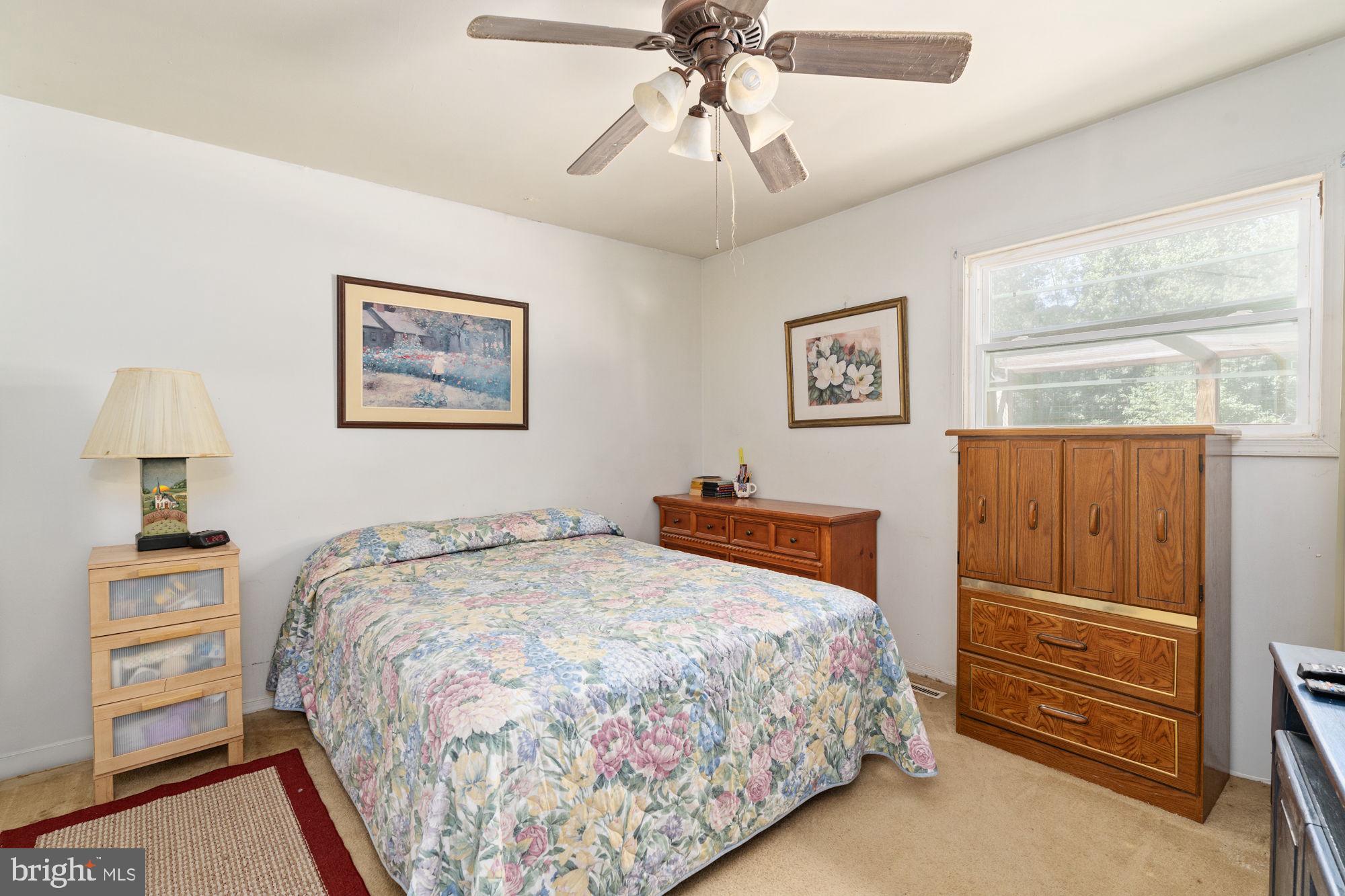 10208 WOODSIDE LANE
