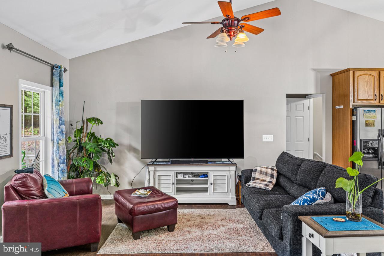 7386 MONROE DRIVE