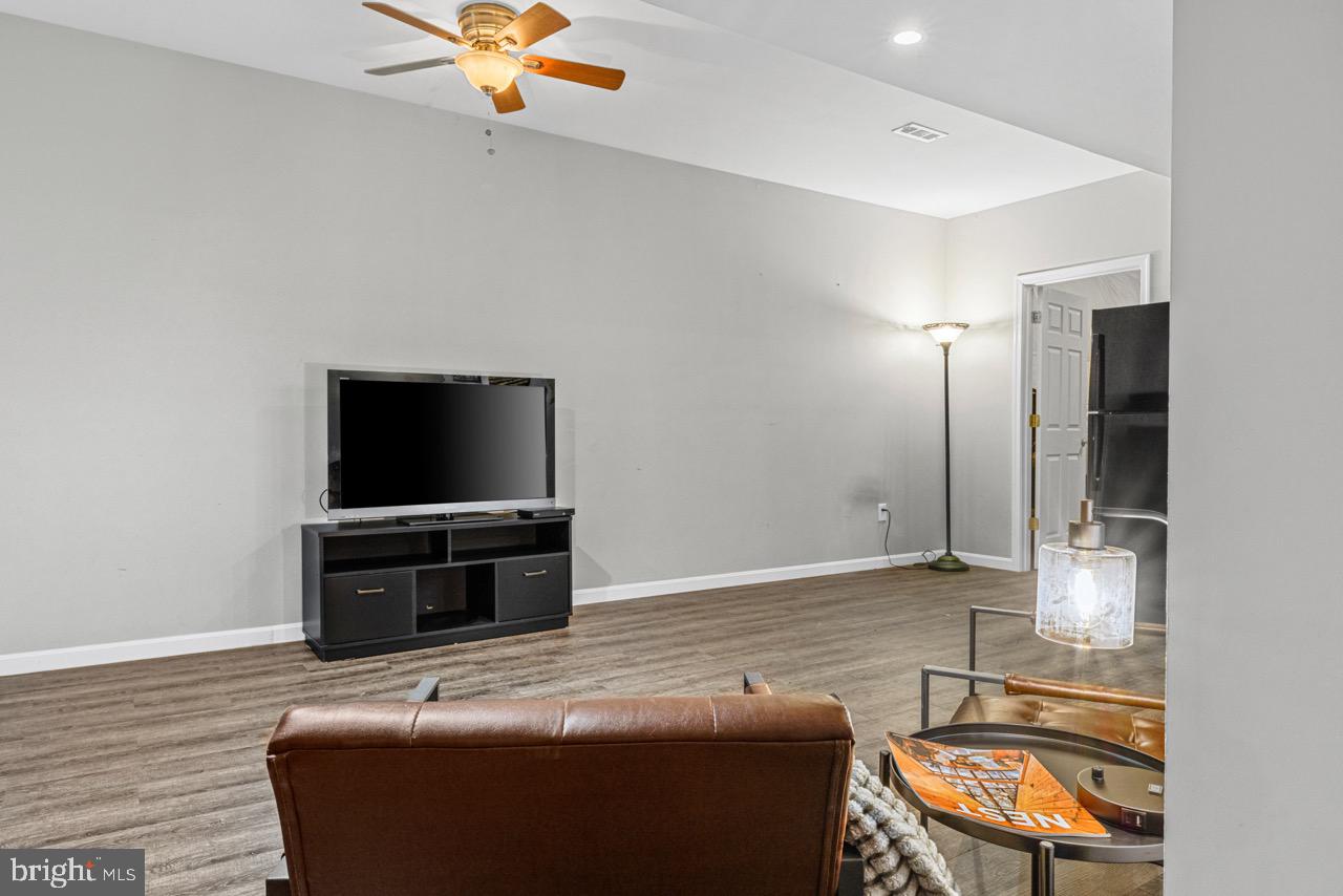 7386 MONROE DRIVE