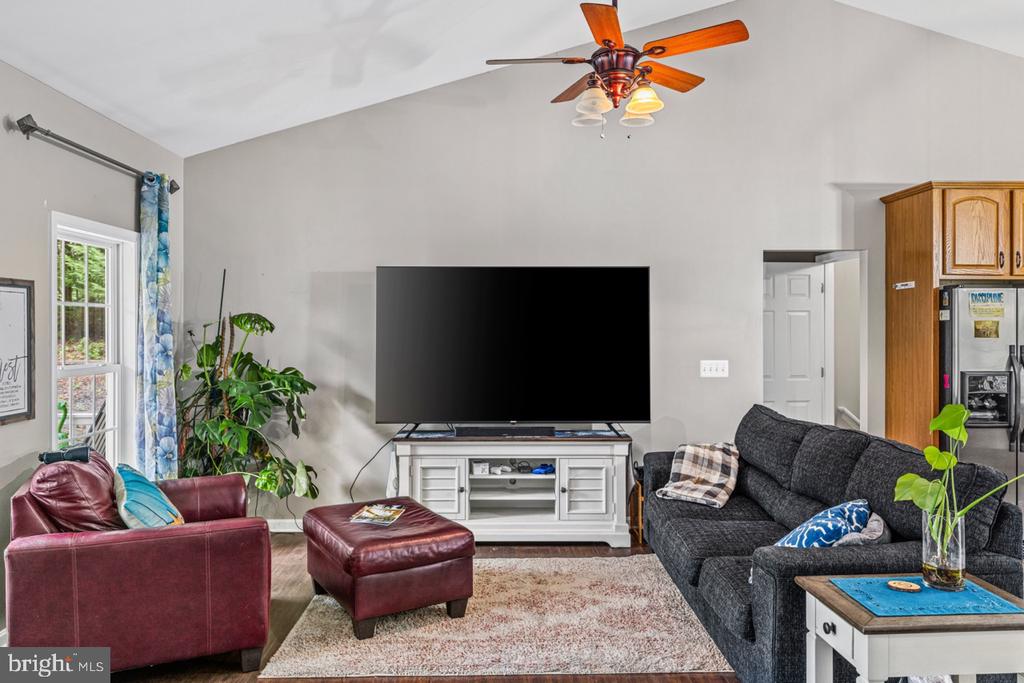 7386 MONROE DRIVE