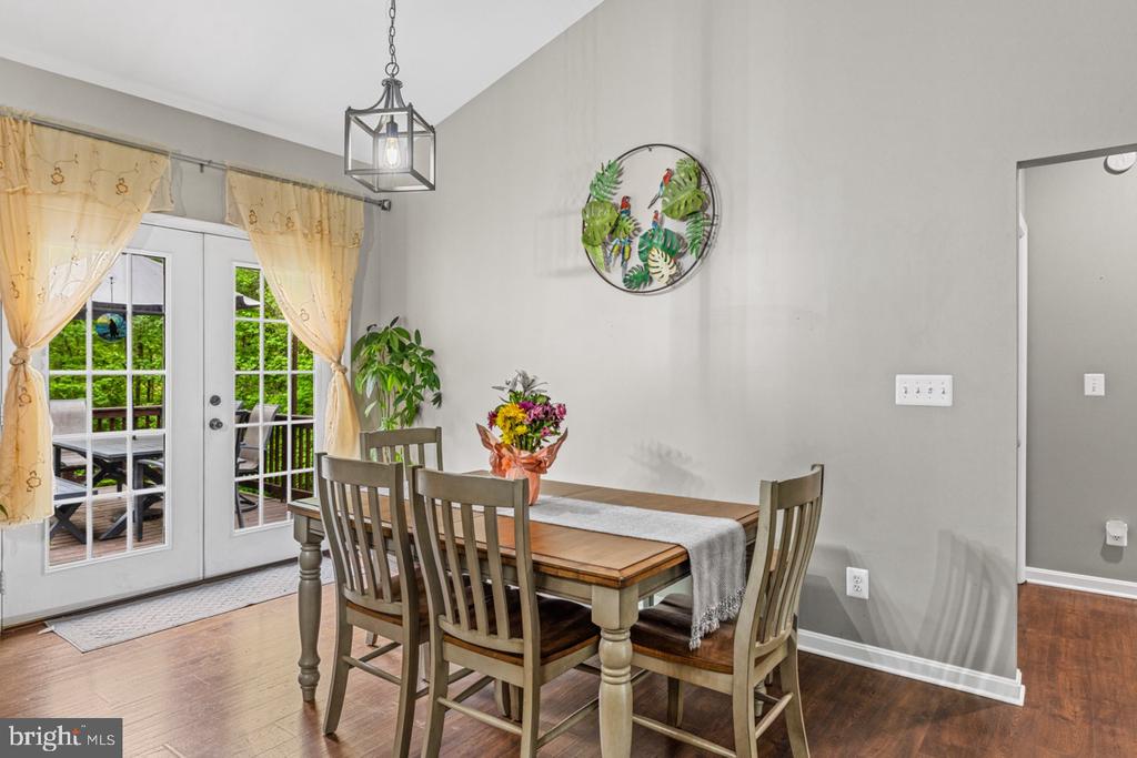 7386 MONROE DRIVE
