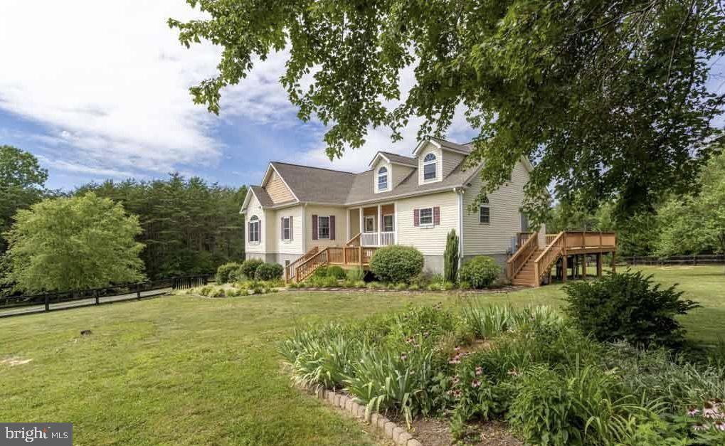 2409 Lindsay Rd