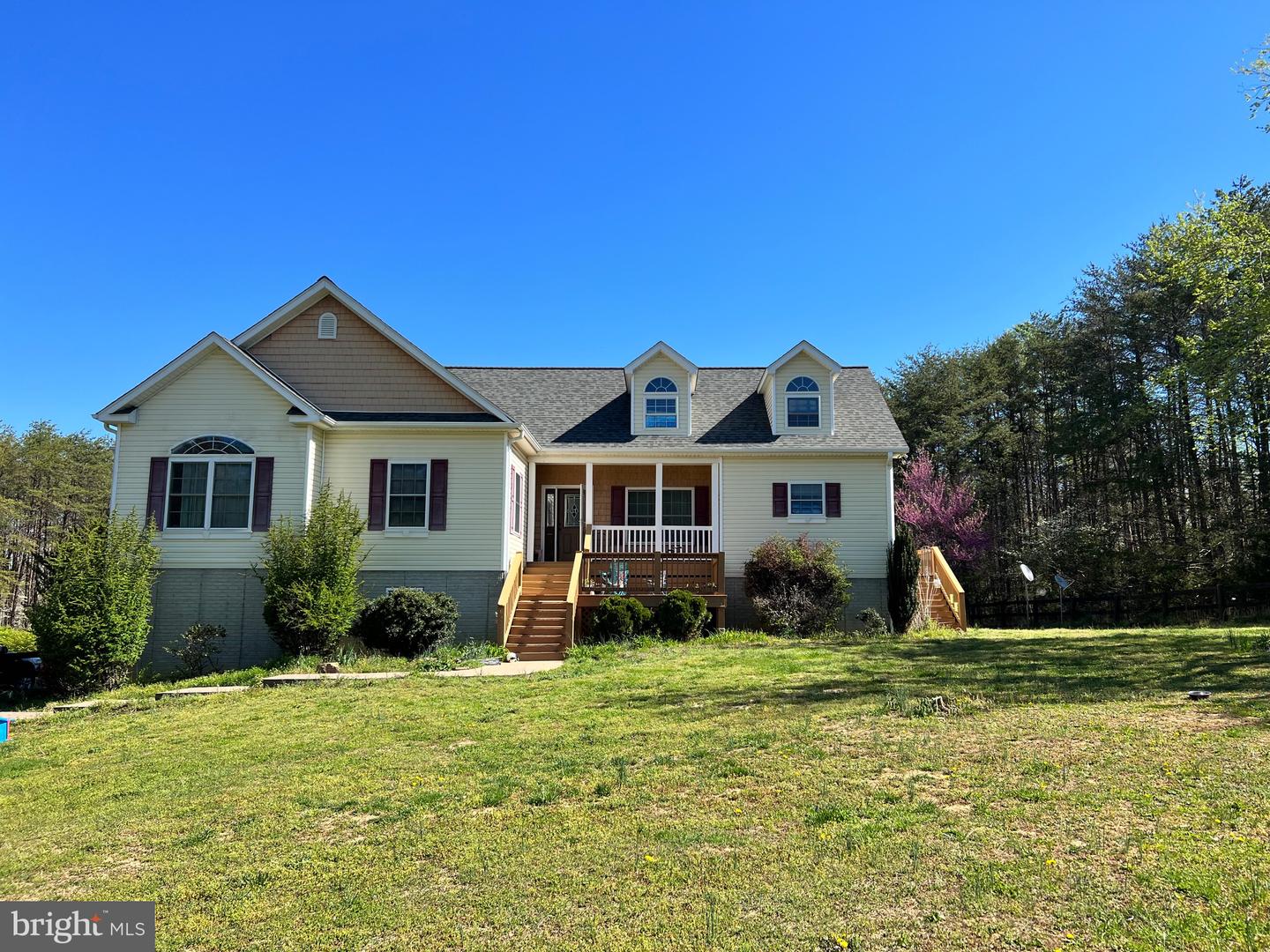 2409 Lindsay Rd