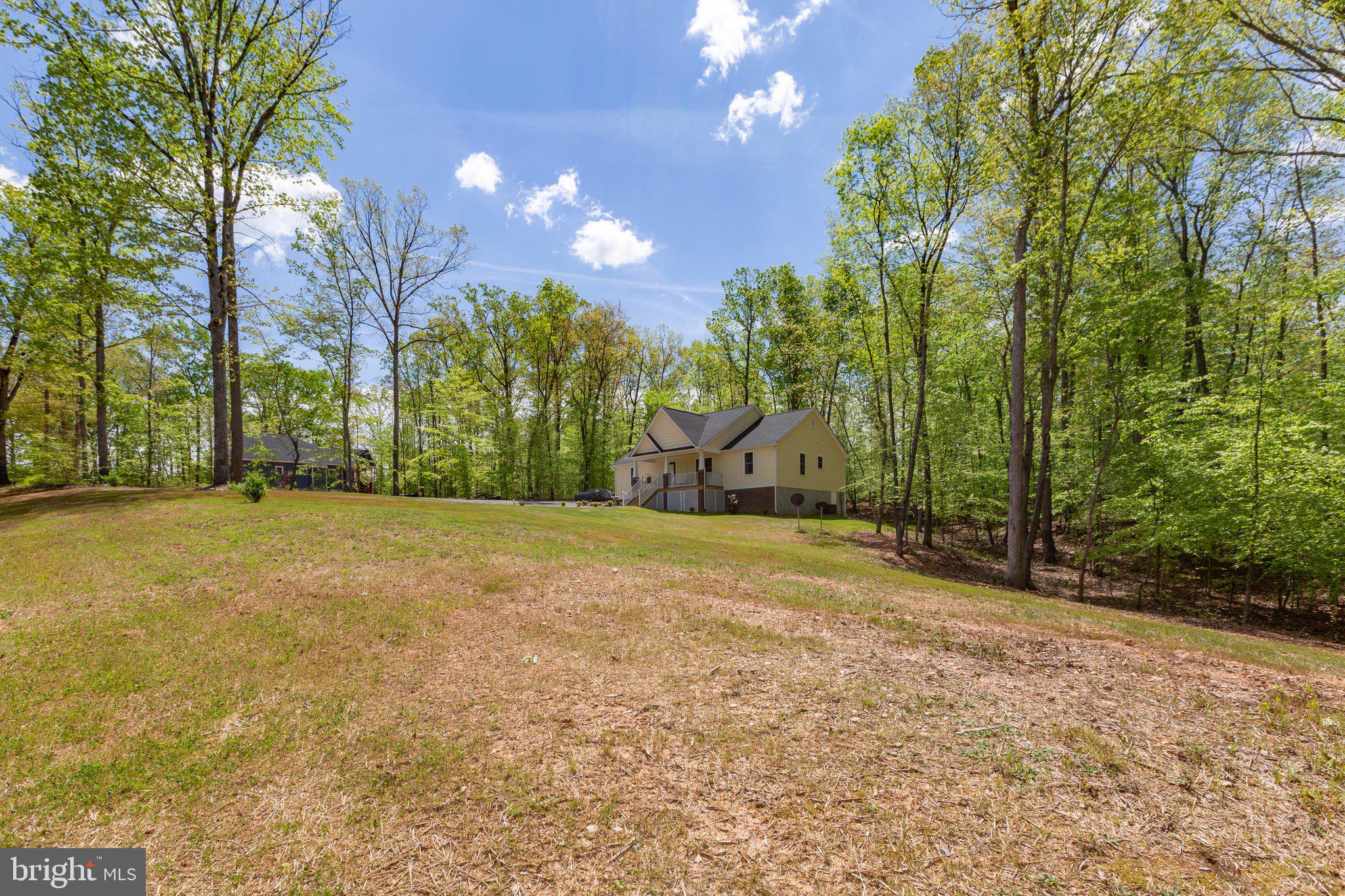 65 Goldenberry Ln
