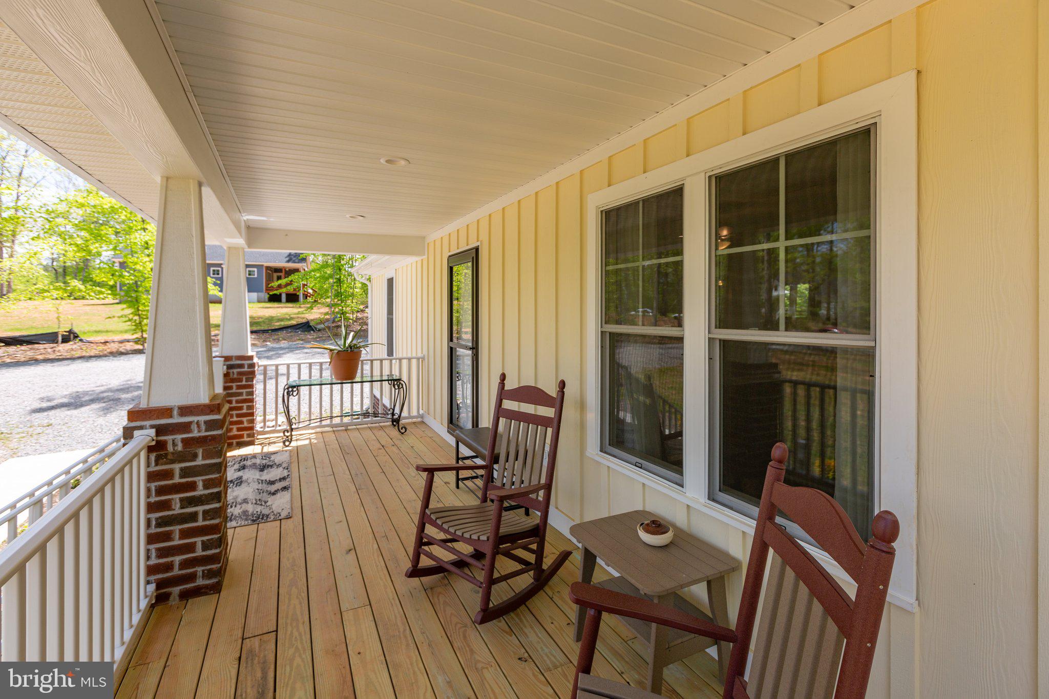 65 Goldenberry Ln