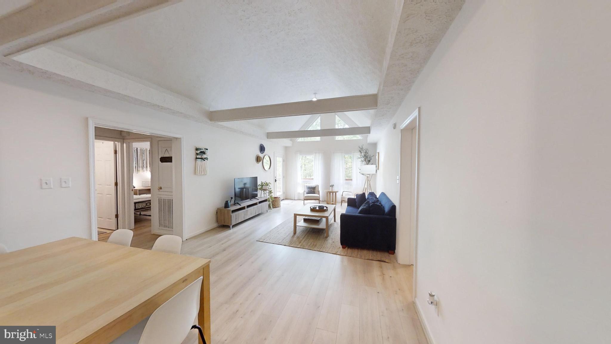 139 CATS PAW COURT