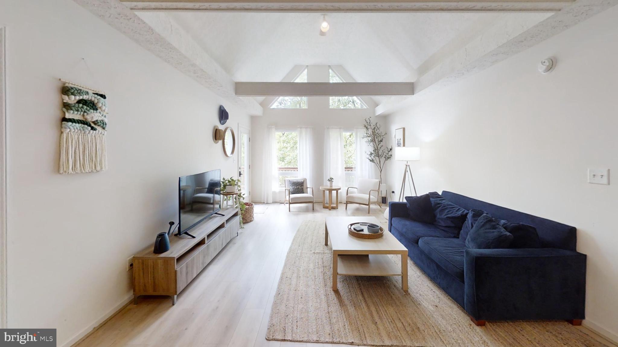139 CATS PAW COURT