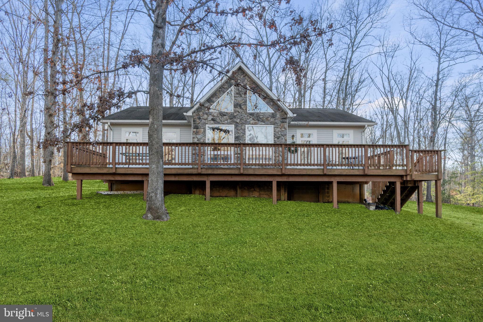 139 CATS PAW COURT