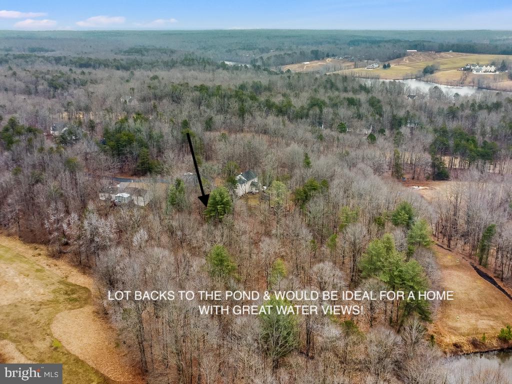 102 Oakmont Dr