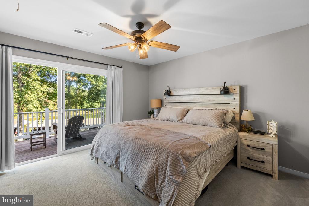 306 LAKE FRONT DRIVE