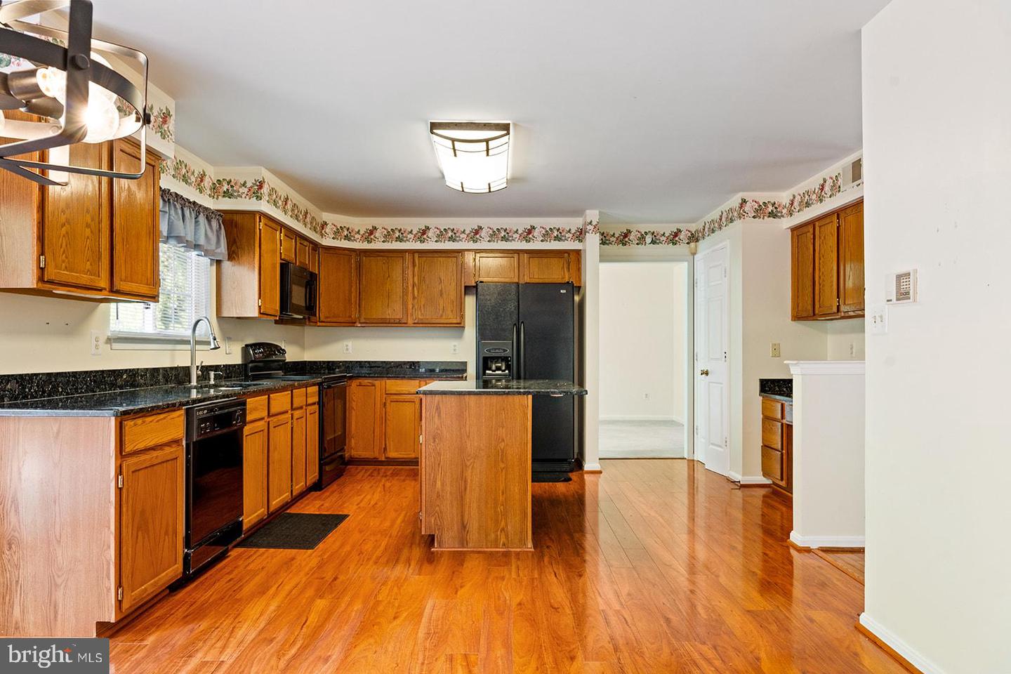 9315 E Carondelet Dr
