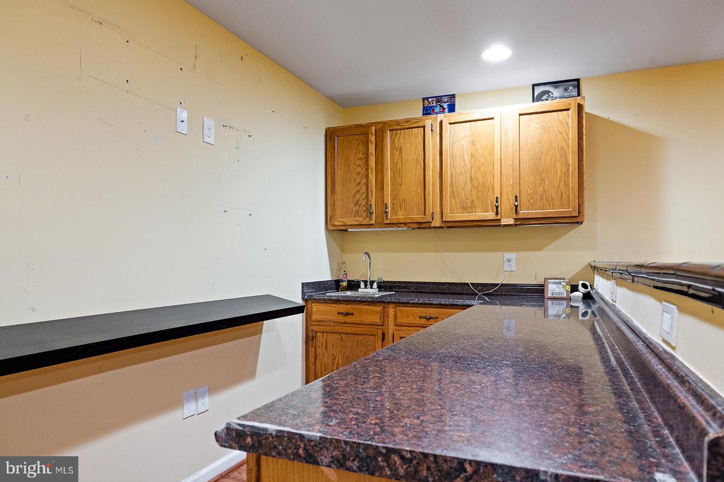 9315 E Carondelet Dr