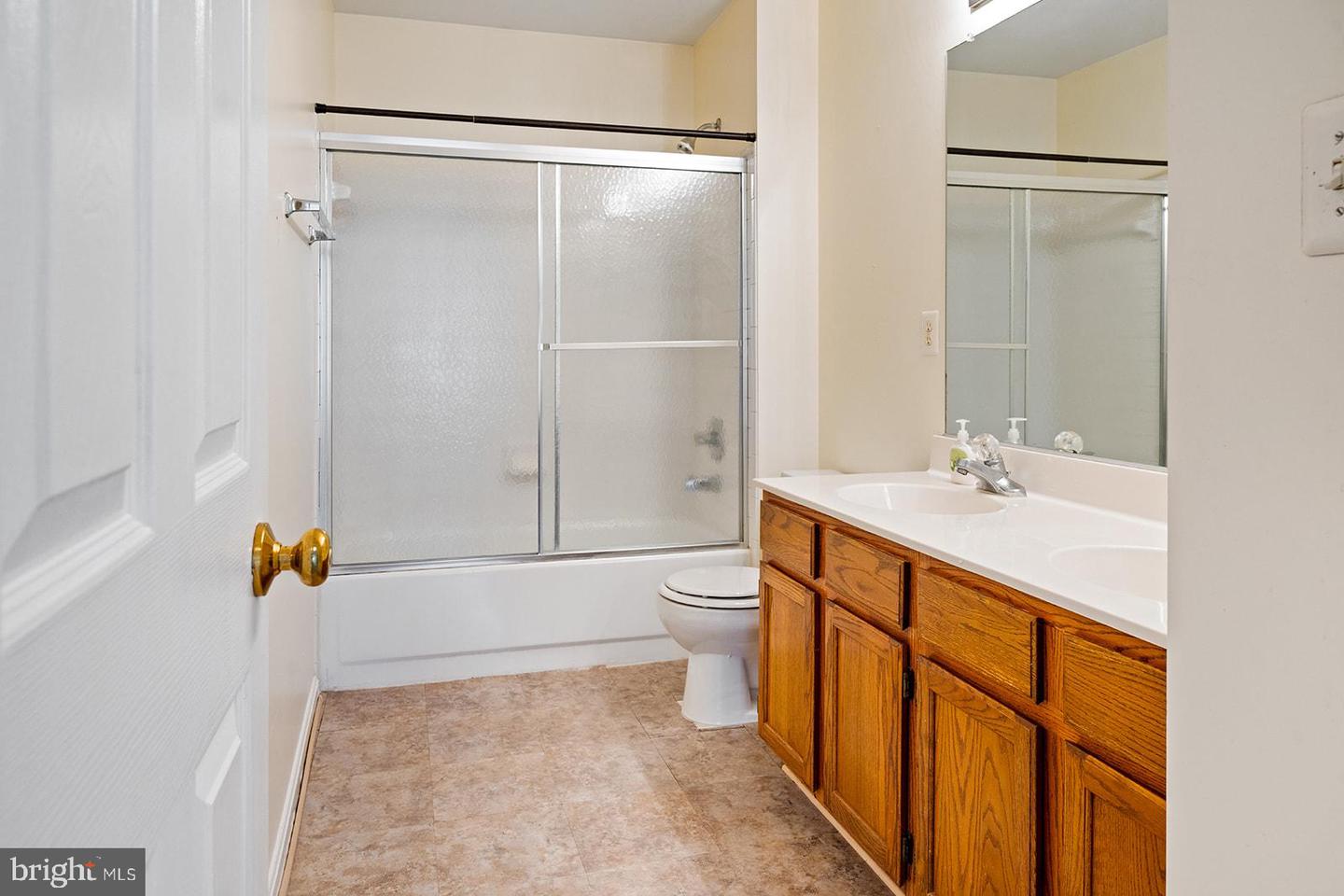 9315 E Carondelet Dr