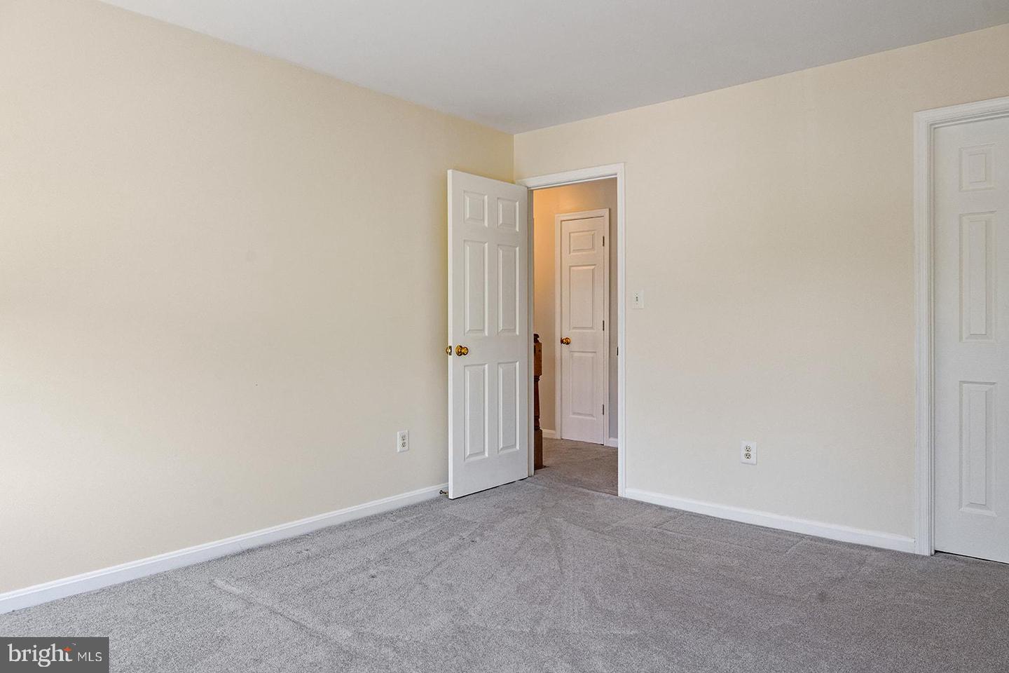 9315 E Carondelet Dr