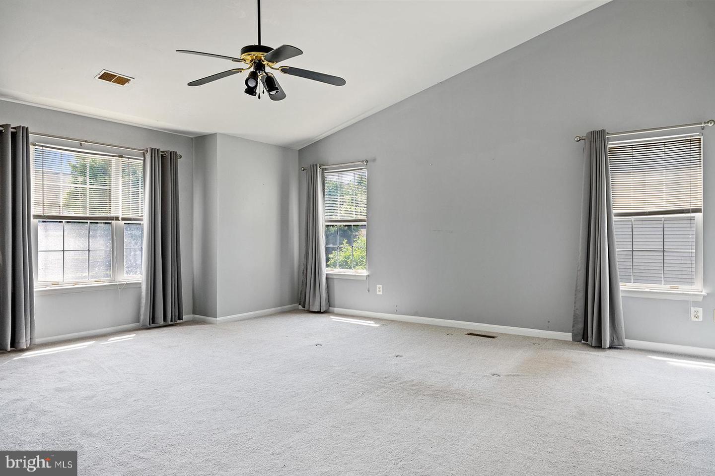 9315 E Carondelet Dr
