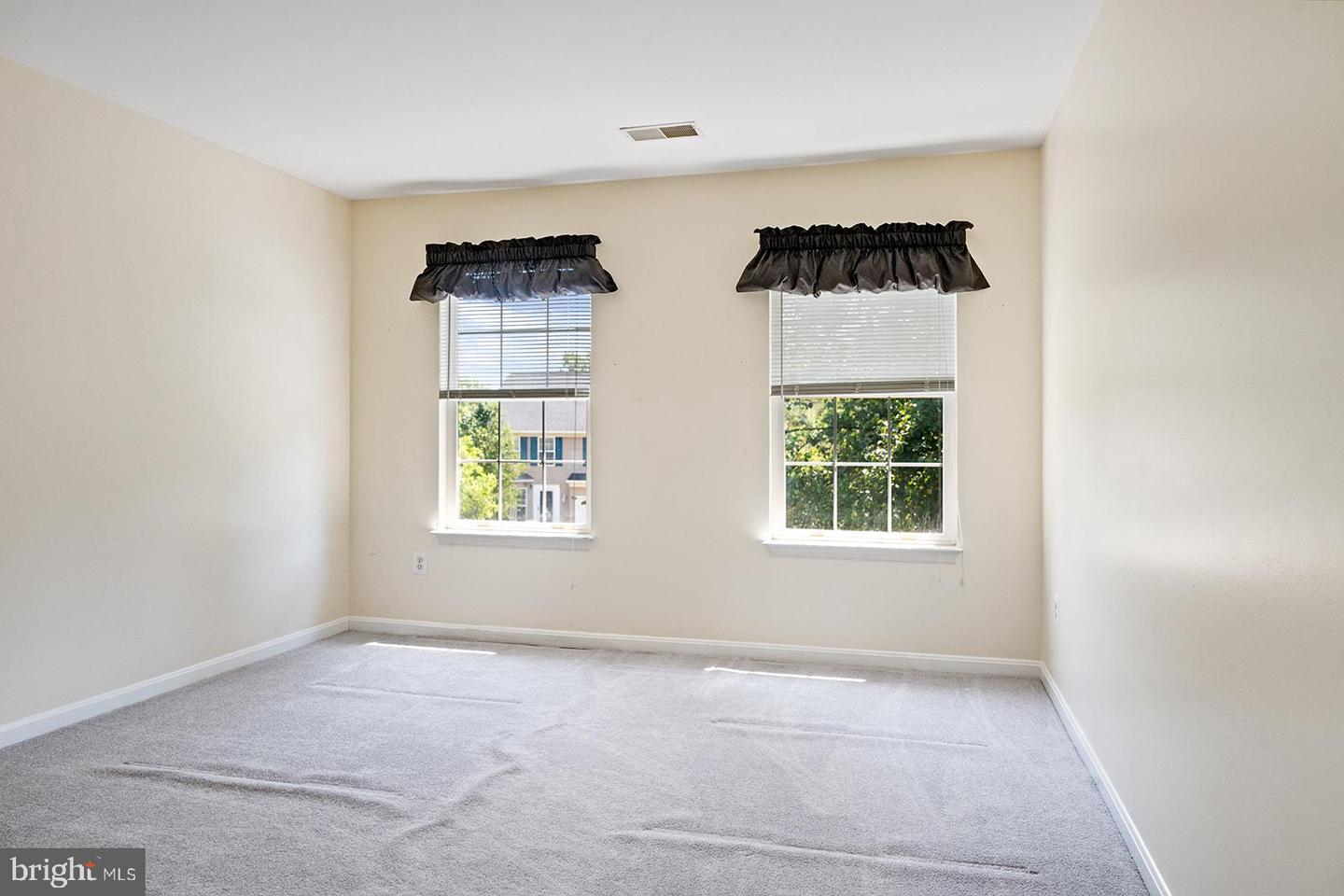 9315 E Carondelet Dr