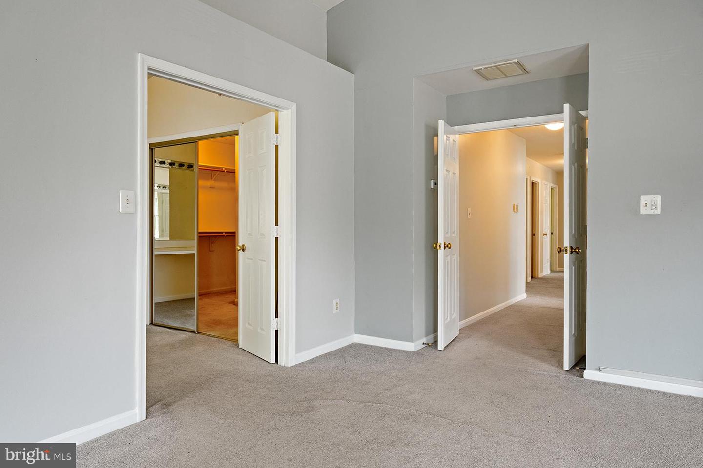 9315 E Carondelet Dr