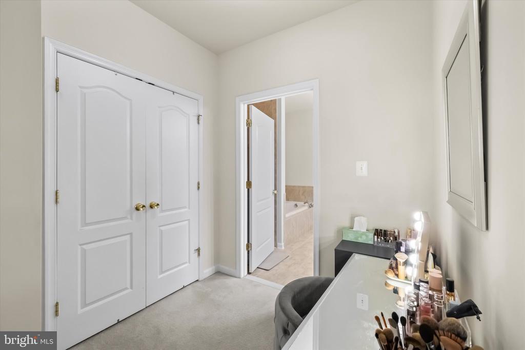 9712 HANDERSON PLACE UNIT 203