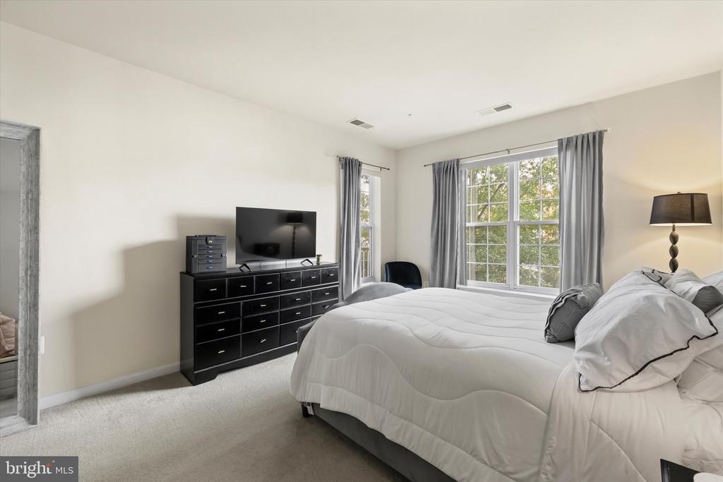 9712 HANDERSON PLACE UNIT 203