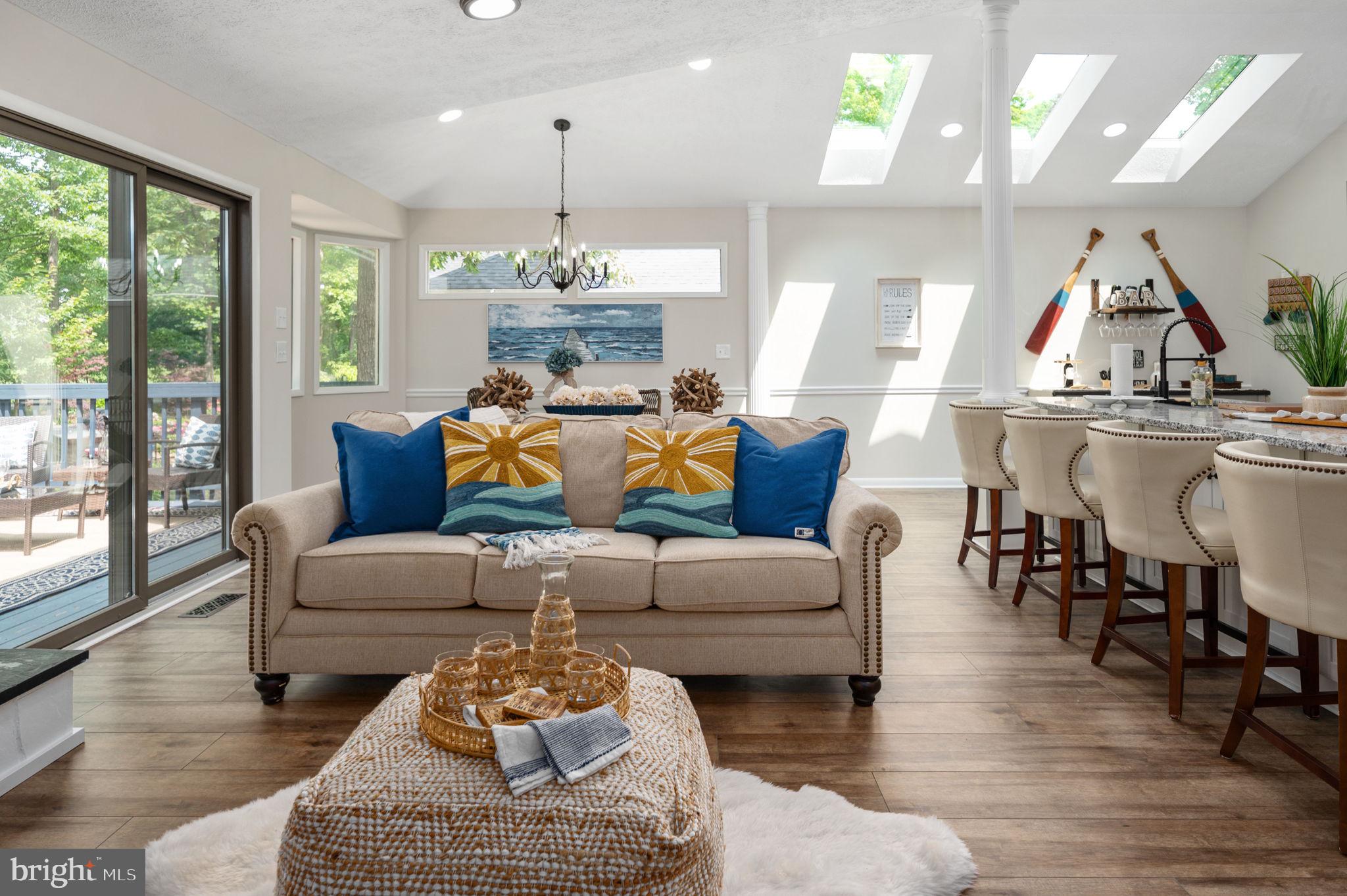 327 FAIRWAY DRIVE