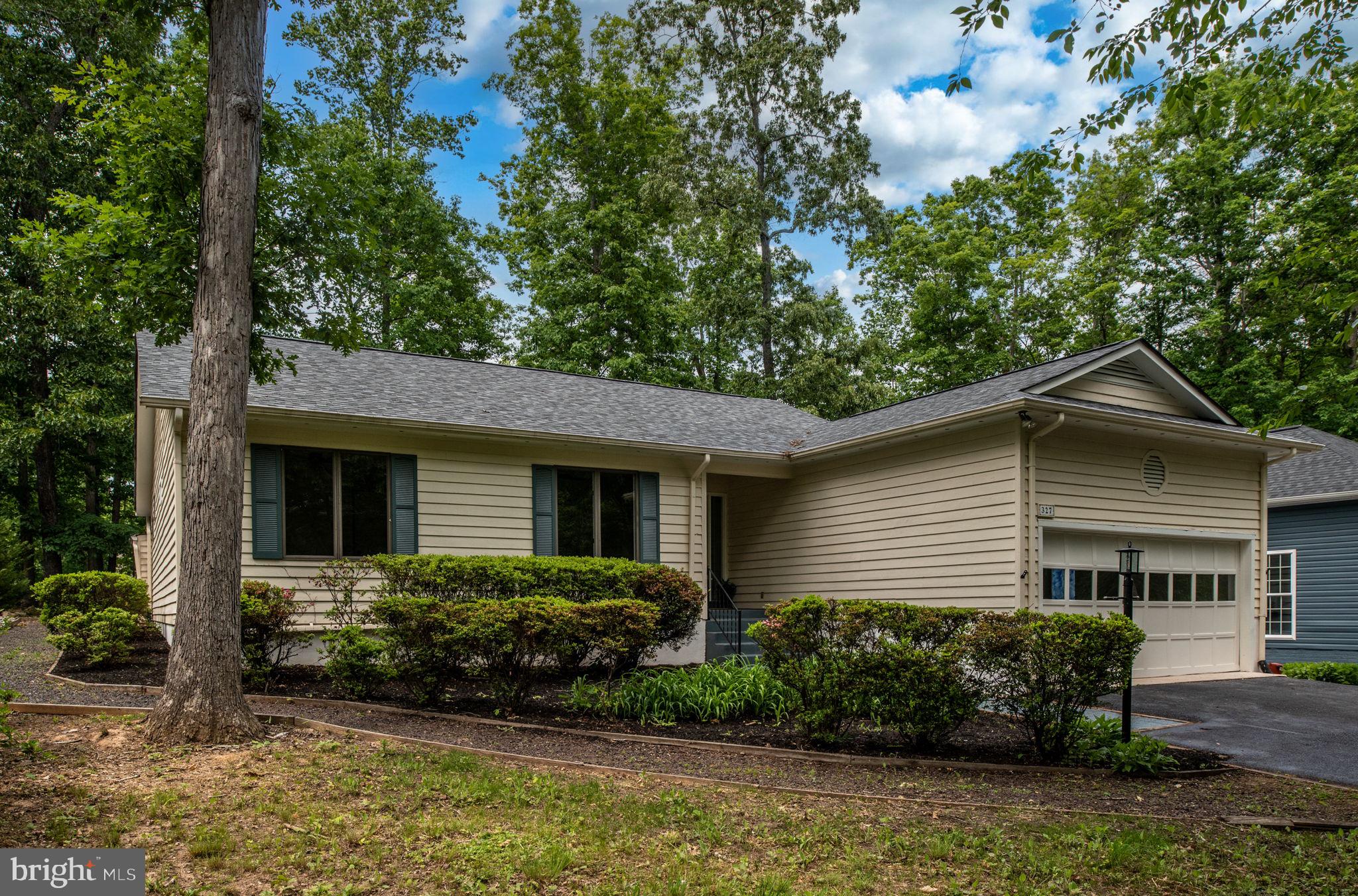 327 FAIRWAY DRIVE