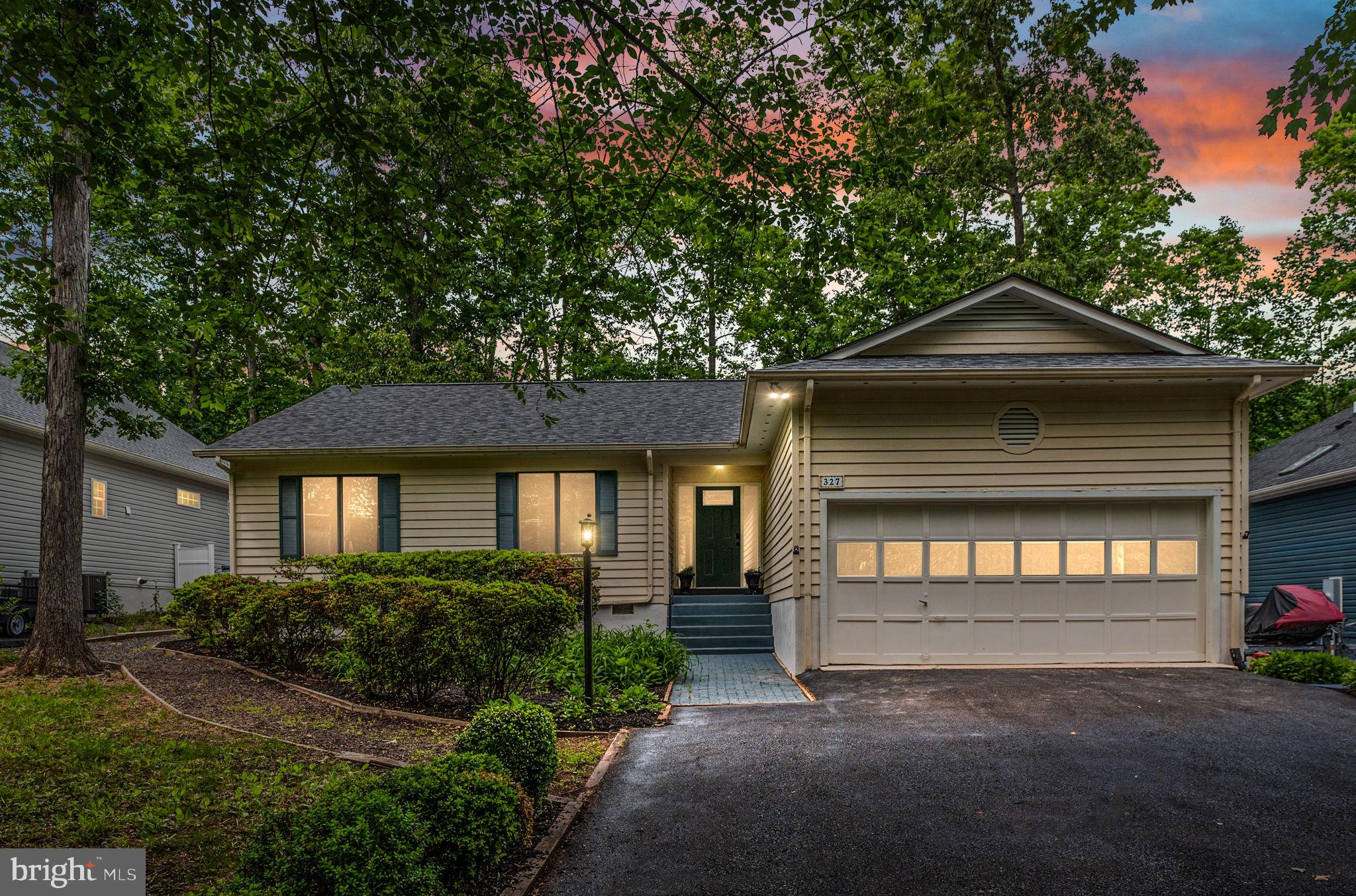 327 FAIRWAY DRIVE