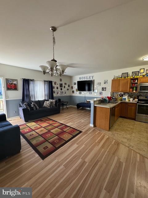35090 Sara Ct
