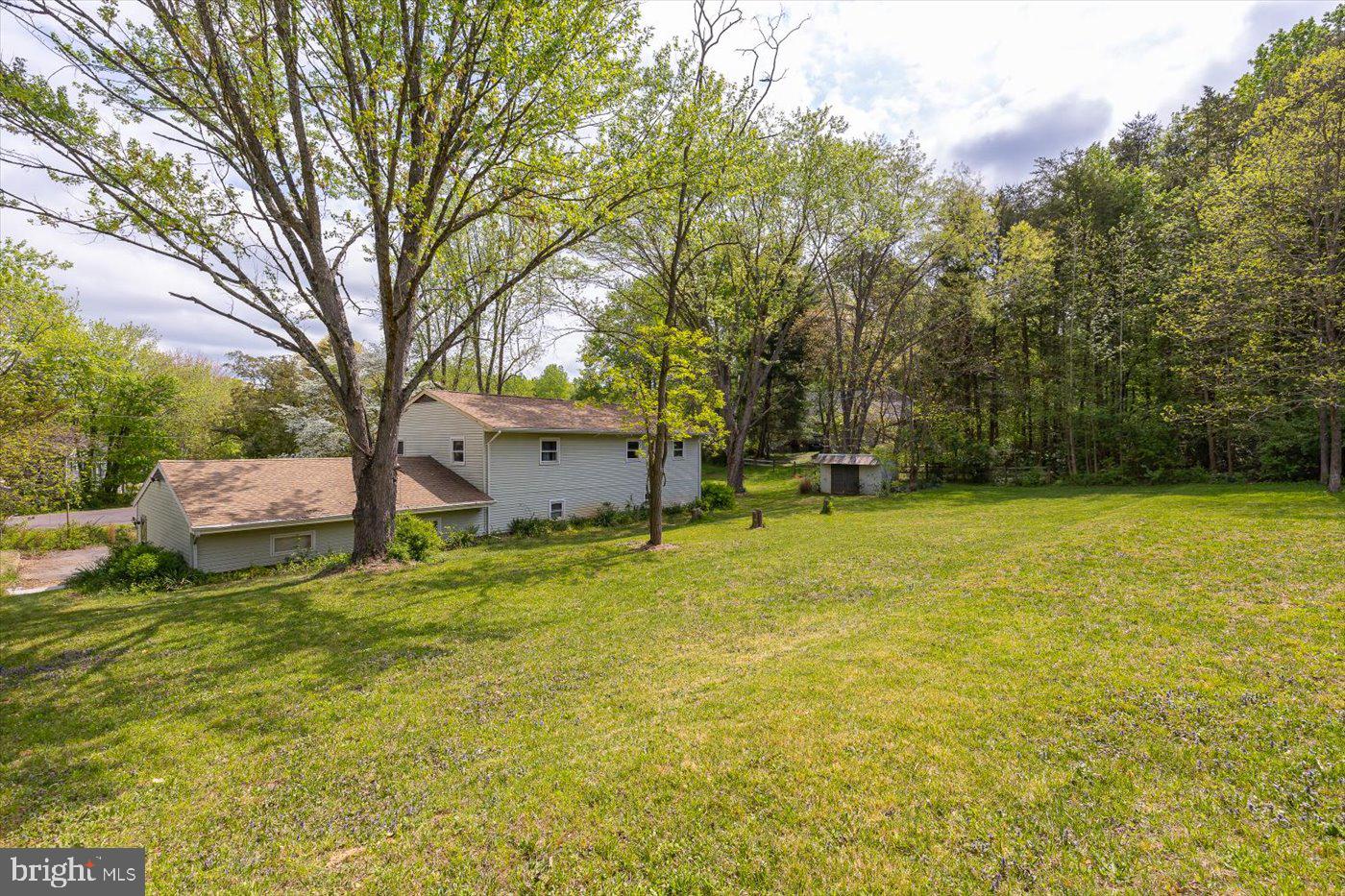 105 Cavern Ct