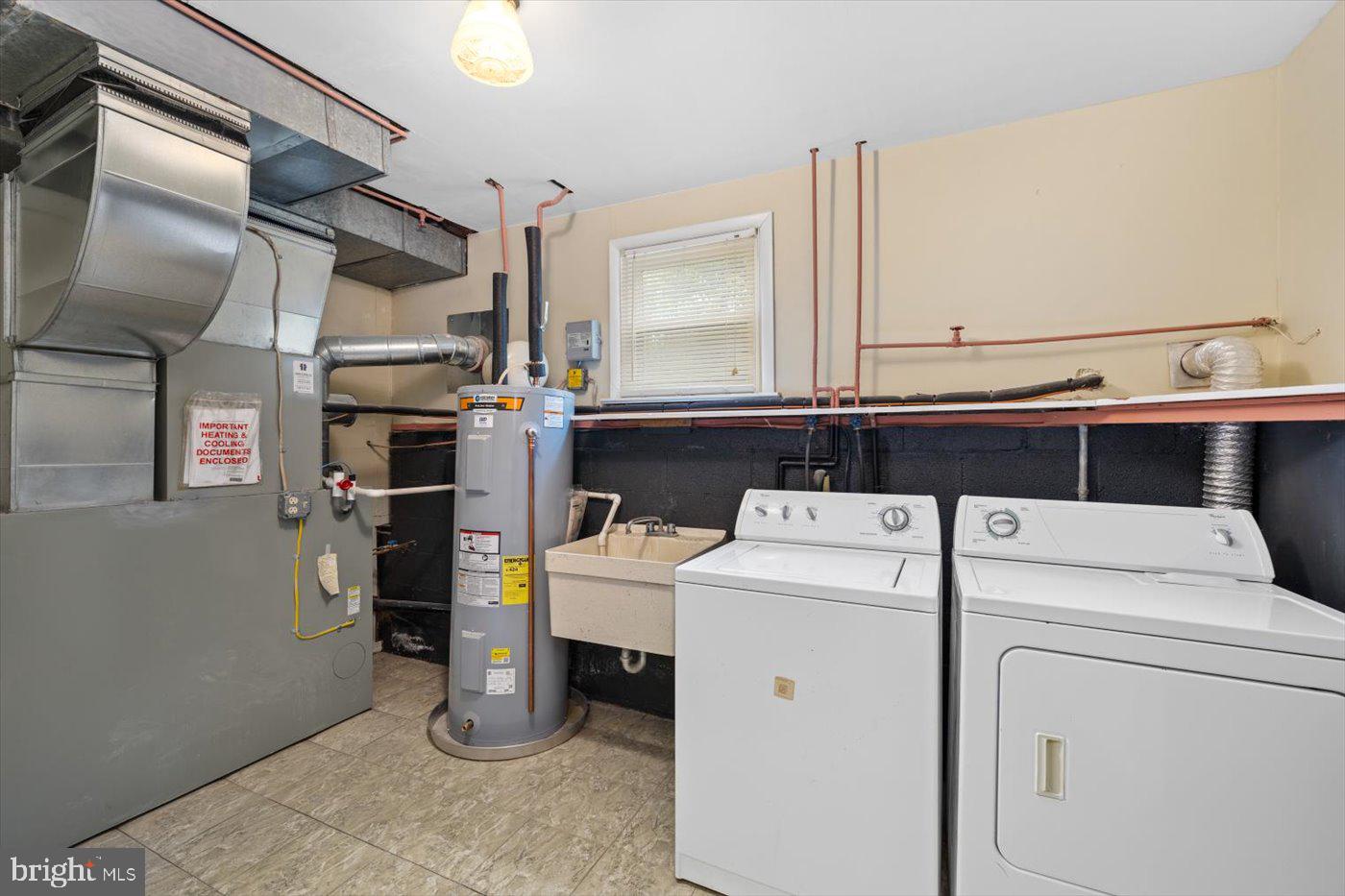 105 Cavern Ct