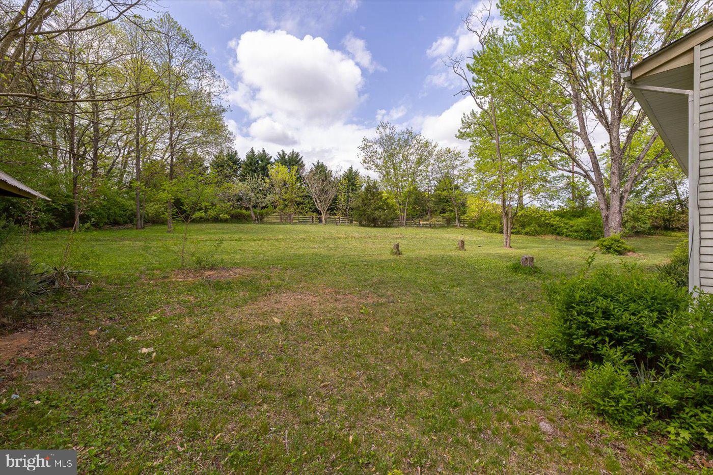 105 Cavern Ct