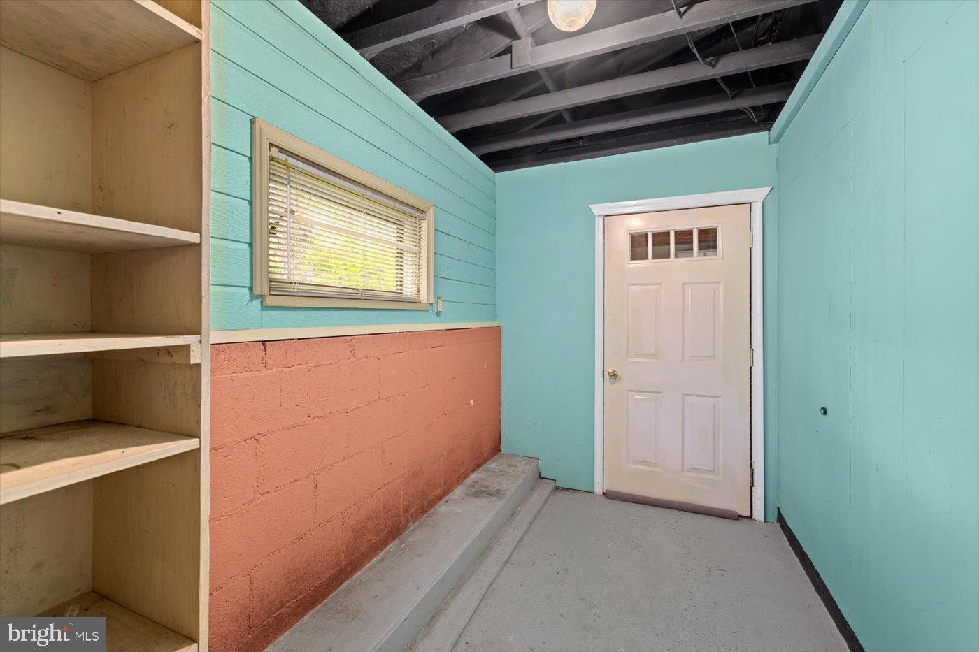 105 Cavern Ct