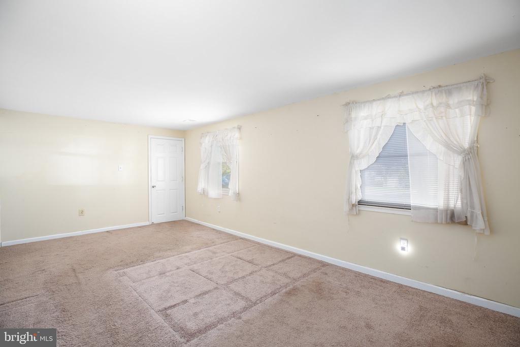 13002 Kimbrough Ln