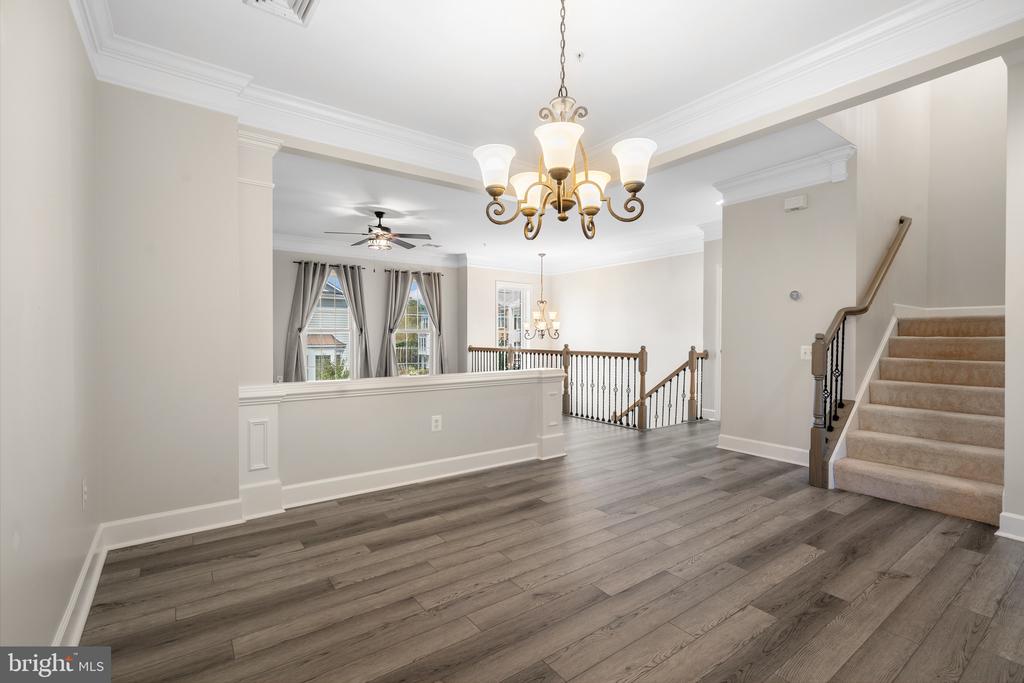 2402 BROOKMOOR LANE