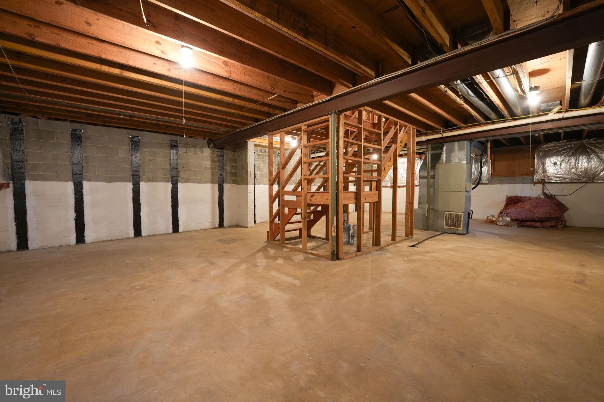 4910 STONEHURST DRIVE