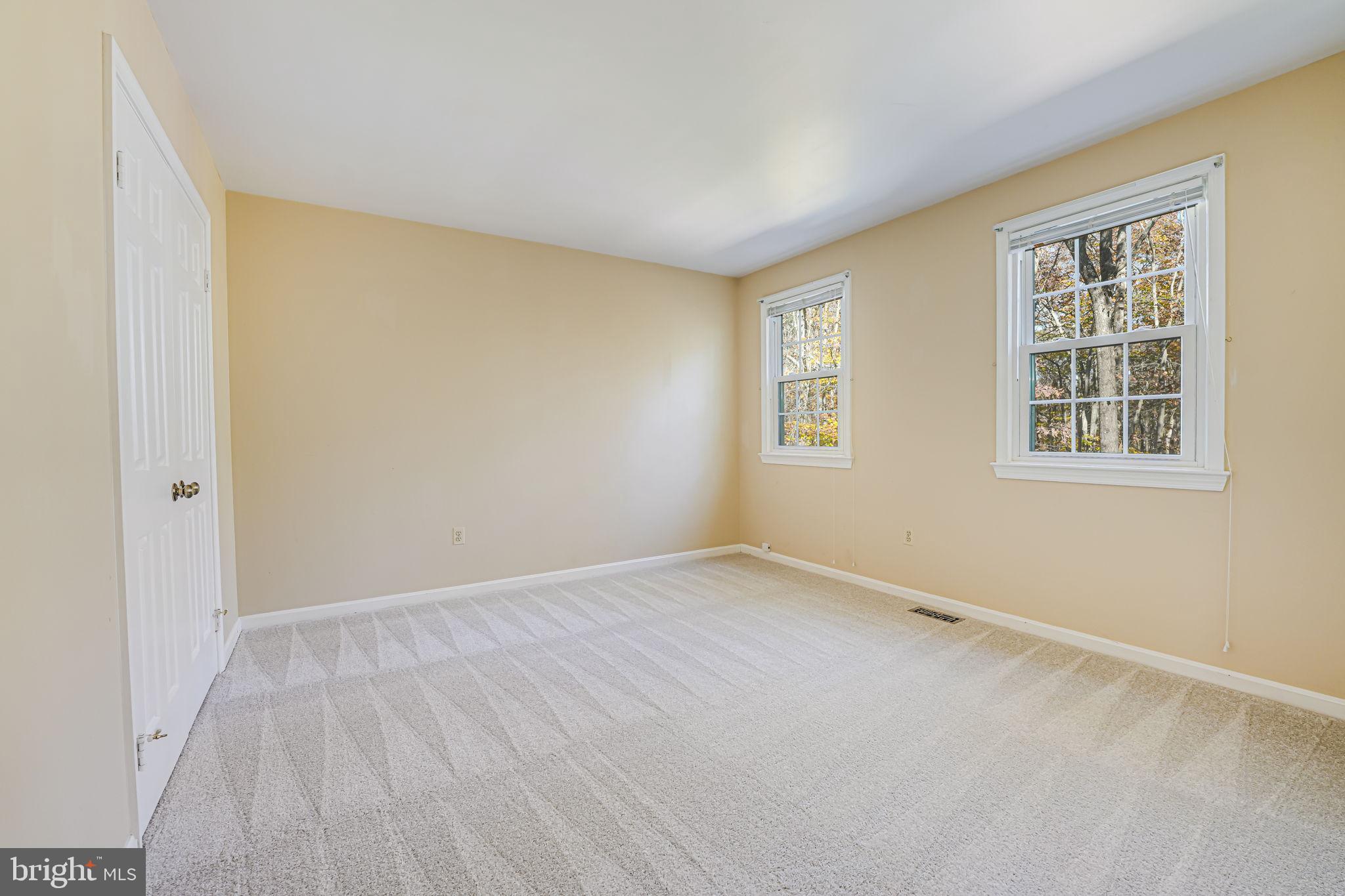 4910 STONEHURST DRIVE