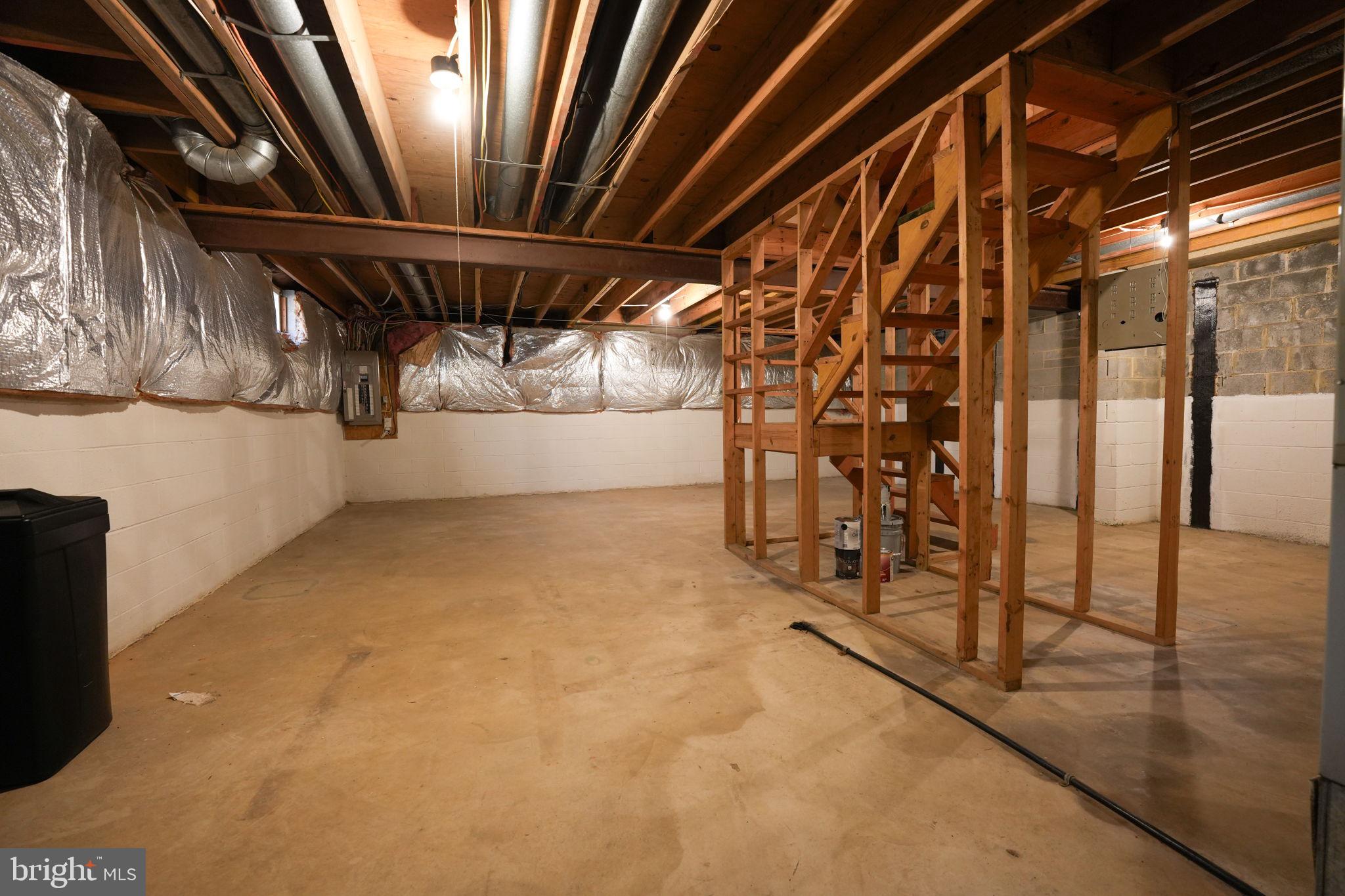 4910 STONEHURST DRIVE