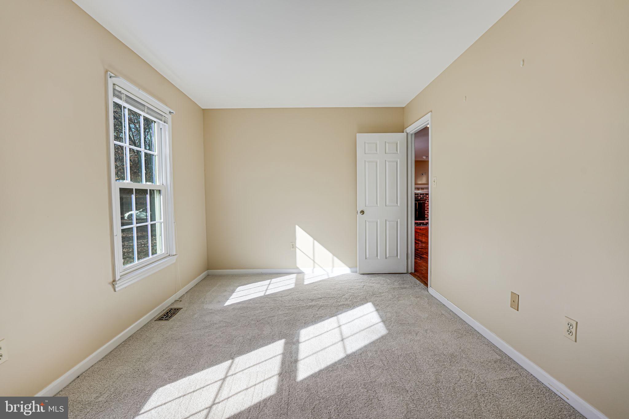 4910 STONEHURST DRIVE