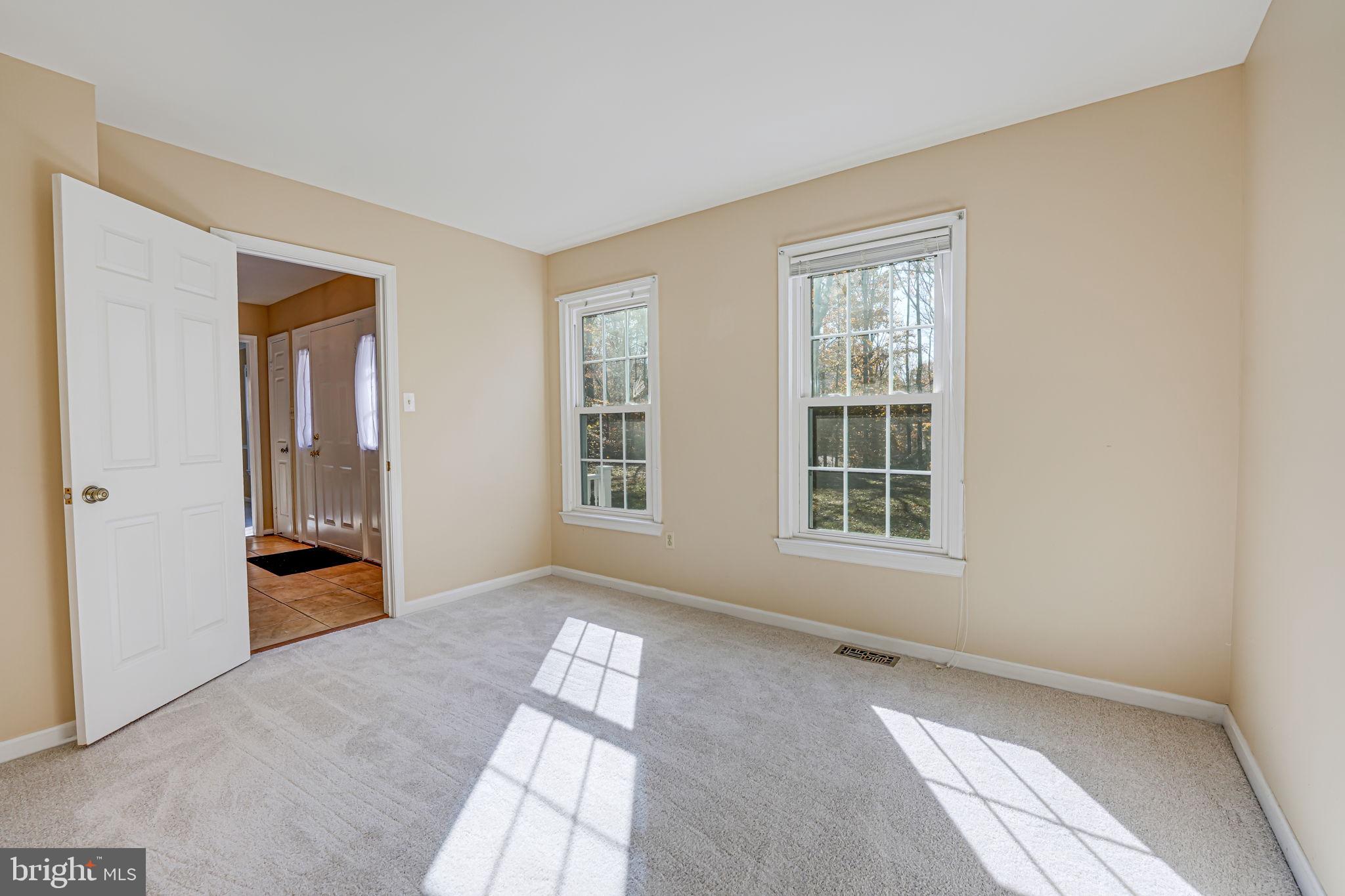 4910 STONEHURST DRIVE