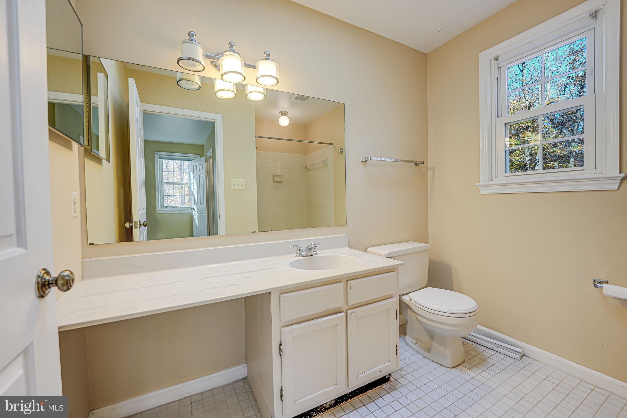 4910 STONEHURST DRIVE