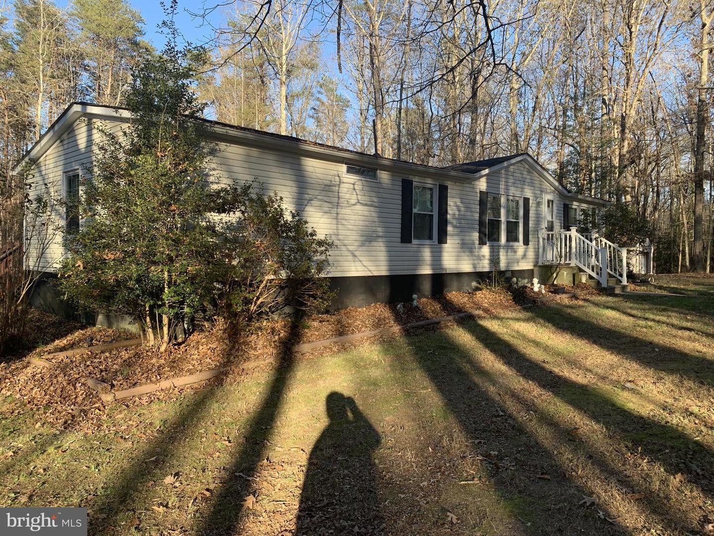 9713 Duerson Ln
