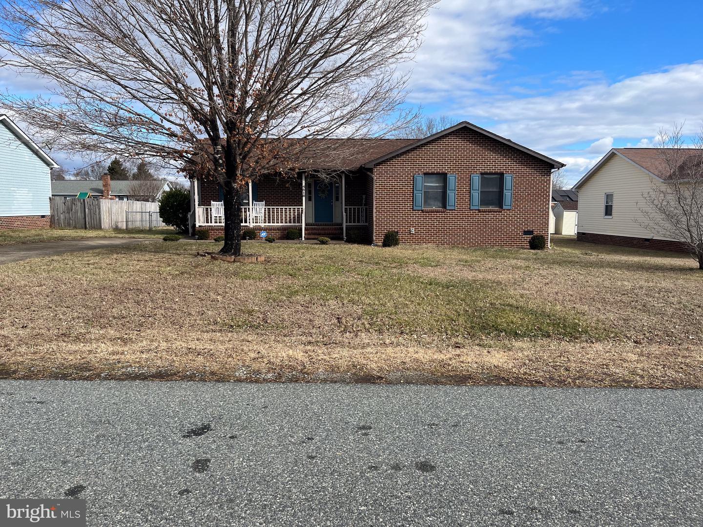 4518 Vicky Ln