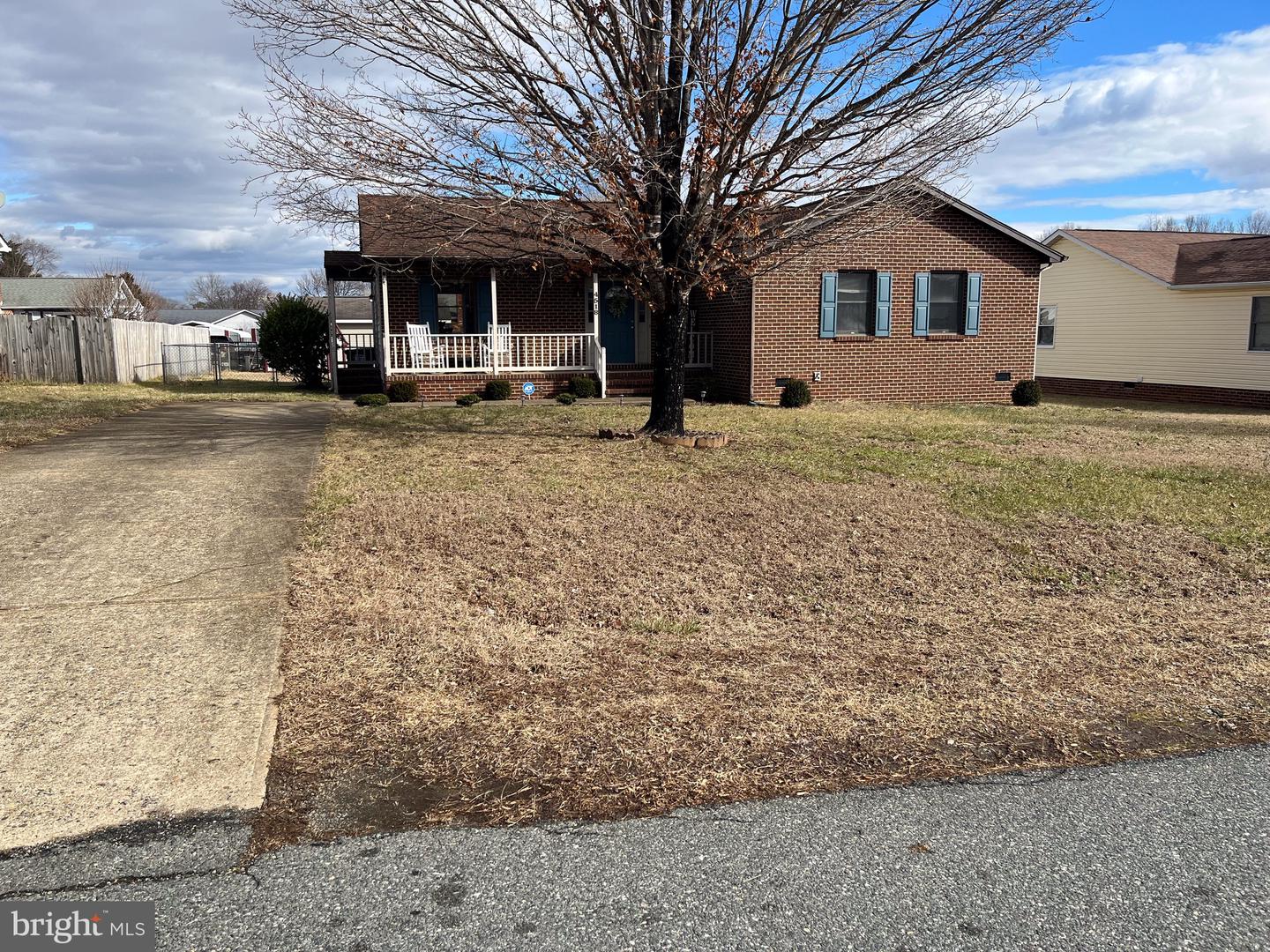 4518 Vicky Ln